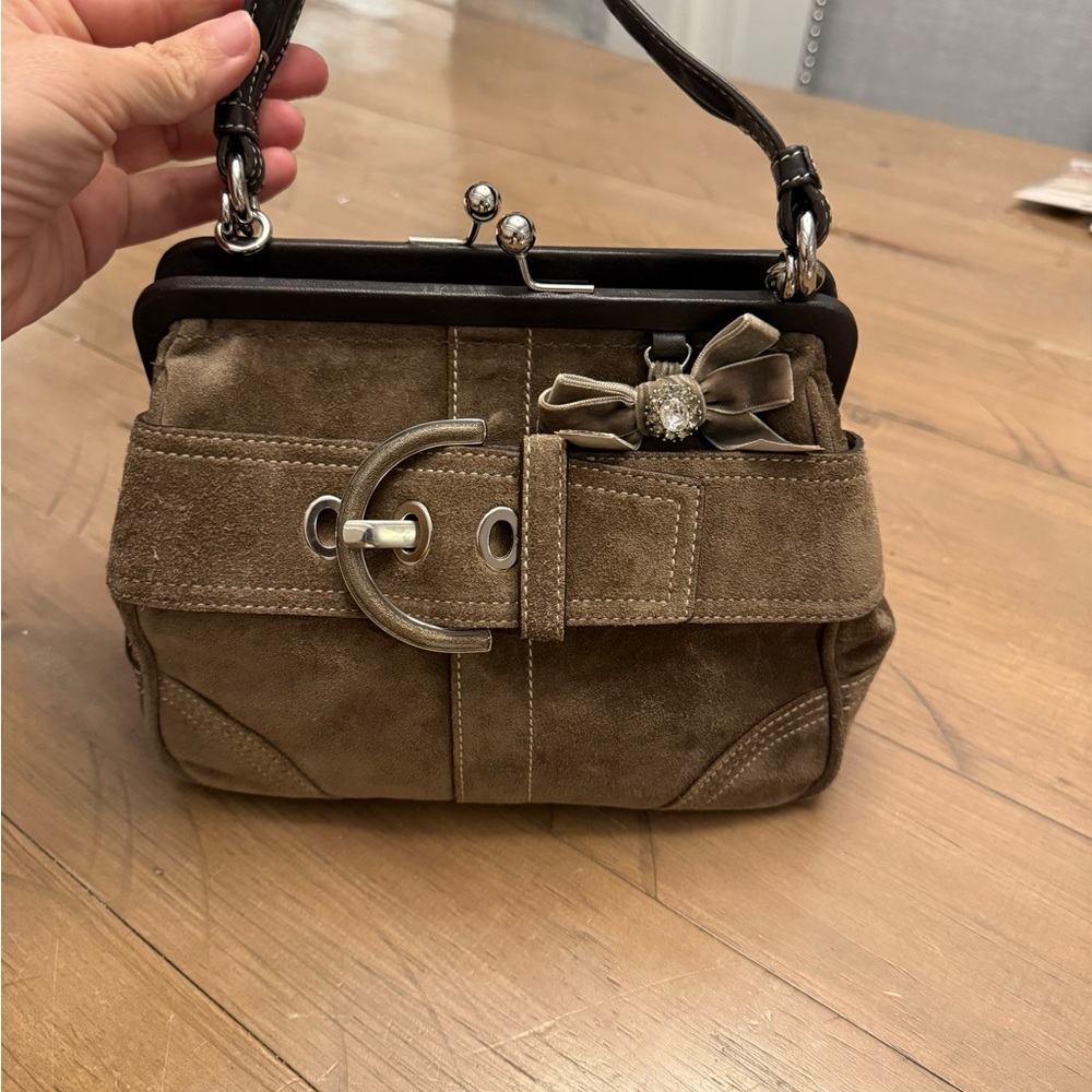 Vintage Coach Brown/Gray Suede Kiss lock Handbag